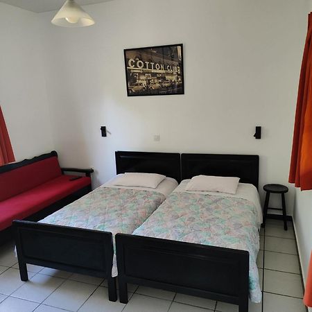 Cottonclub Villas トロン エクステリア 写真